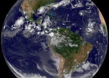 Hurricane Isaac makes the Gulf Coast of the US