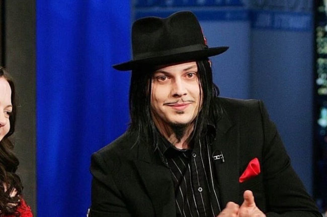 Funny - Funny Pictures – October 8, 2016 Jack White looks like Michael Cera dressed up as Johnny Depp for Halloween