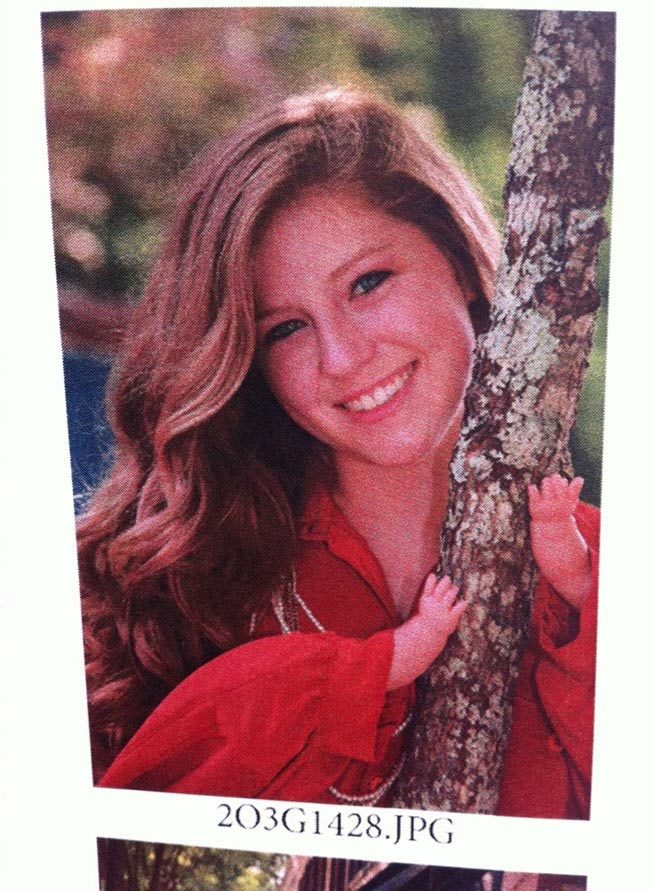 senior-pictures-little-arms-650x891.jpg