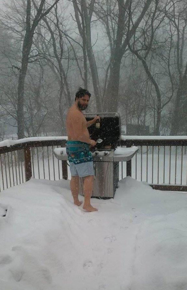BBQ-in-the-snow.jpg