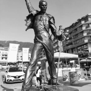 Freddie Mercury, The Great Pretender