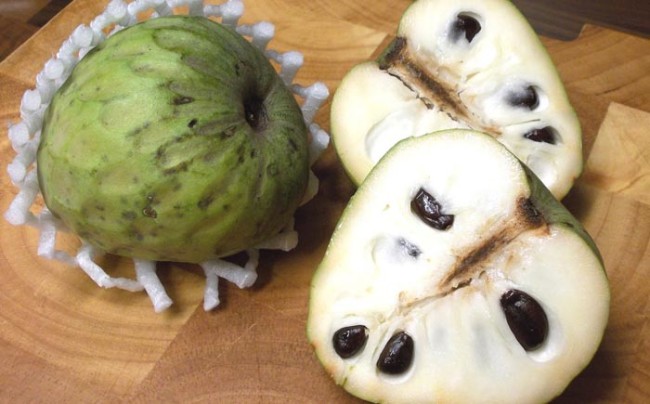 10 Most Bizarre And Unusual Apples Around The World