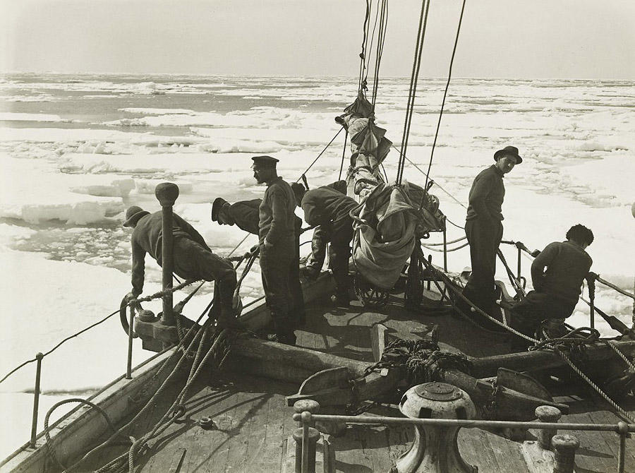 The most impressive photos of Antarctica from the early