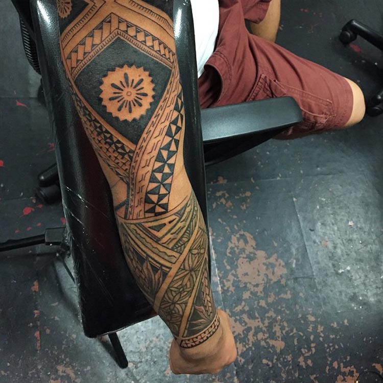 Tonga pattern sleeve