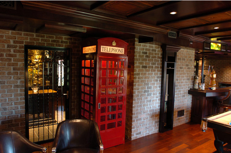 pub english basement booth phone traditional bar chicago basements algonquin pint plans british telephone box decor bars london interior houzz