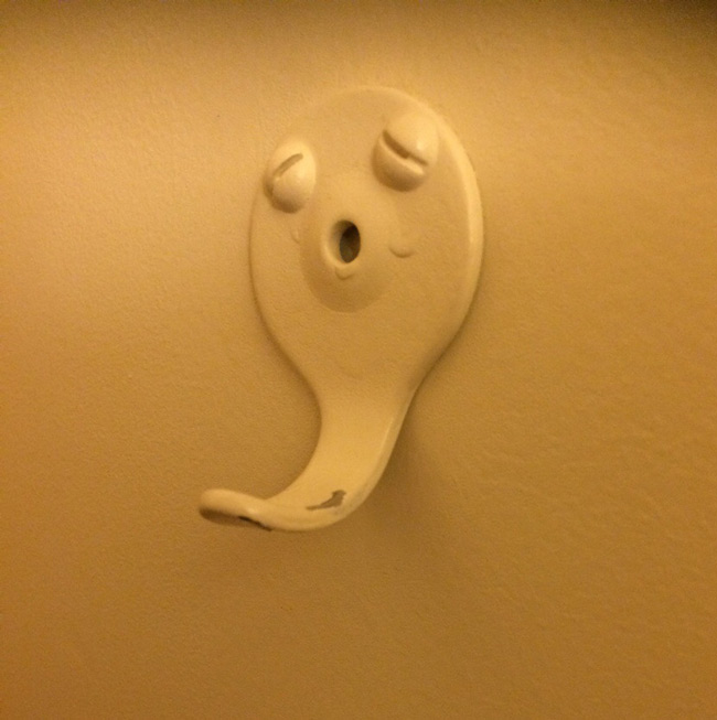 This coat hanger loves being used.