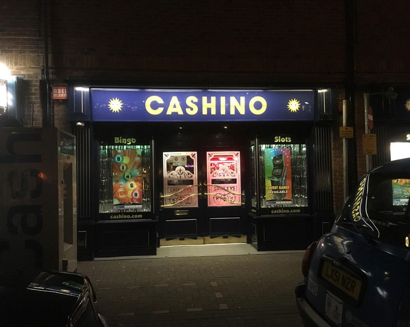Where does Sean Connery like to gamble?