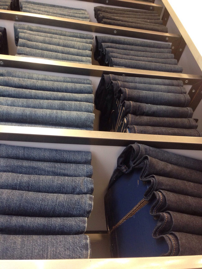 The jeans on the upper shelves are a sham!