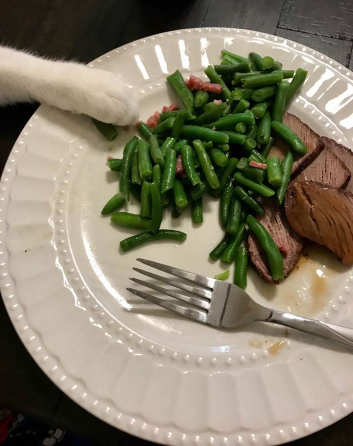 I'm gonna need that green bean...