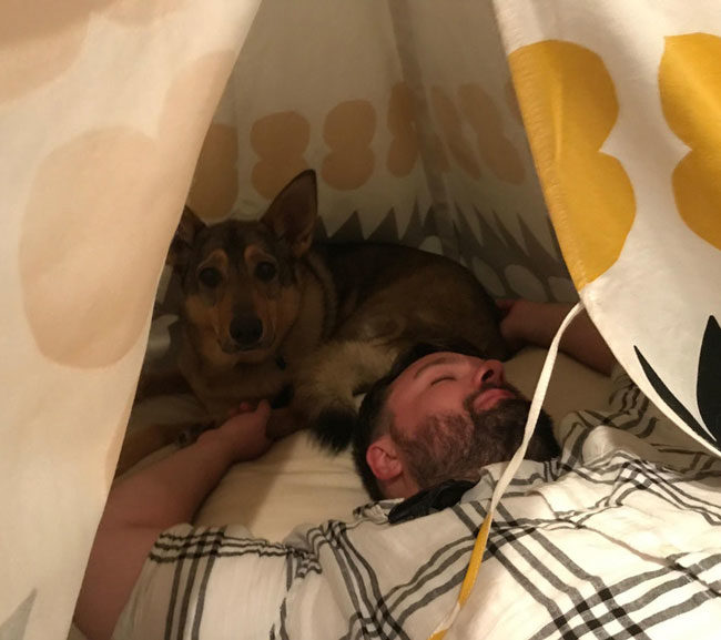 My dog wasn't happy when a drunk friend decided to sleep with her at 1 am