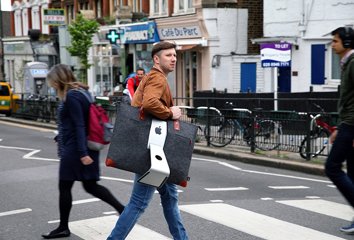 Who needs a laptop when you can just use this carrying case bag for your 27-inch iMac?