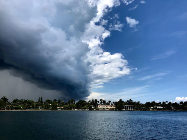 Afternoon thunderstorm in South Florida