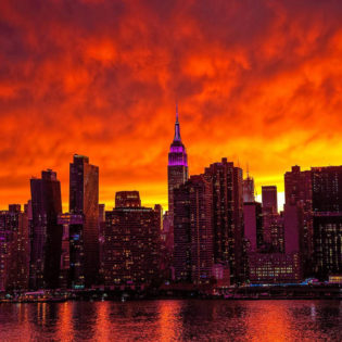 The sunset in Manhattan last night made the city look like it was on fire