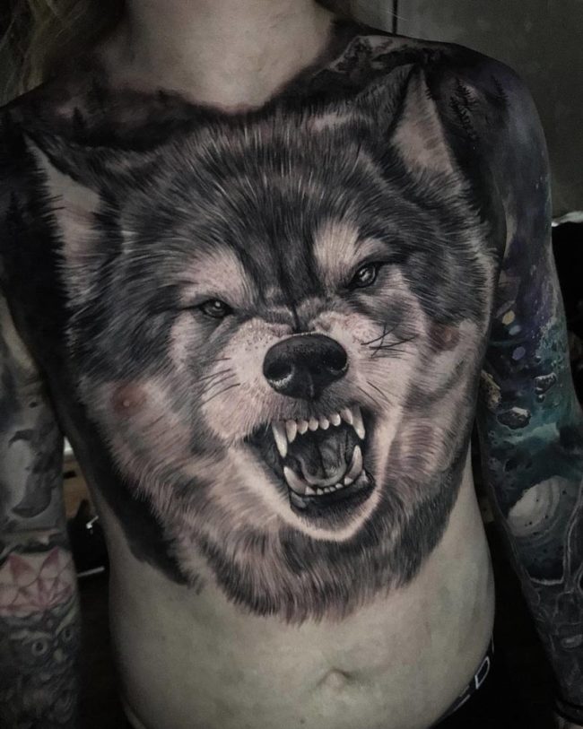Wolf chest
