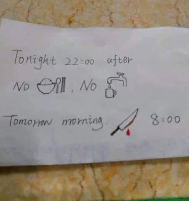 An international student was hospitalized in China, the nurse who couldn’t speak English, informed him about his surgery with this note