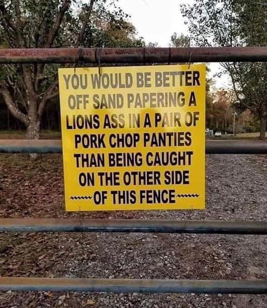 funny-fence-sign.jpg
