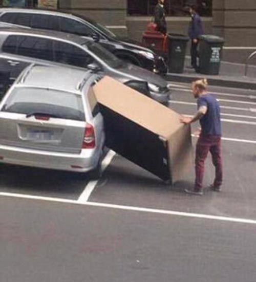 Leaked image of the Game of thrones writers trying to fit the ending into 6 episodes