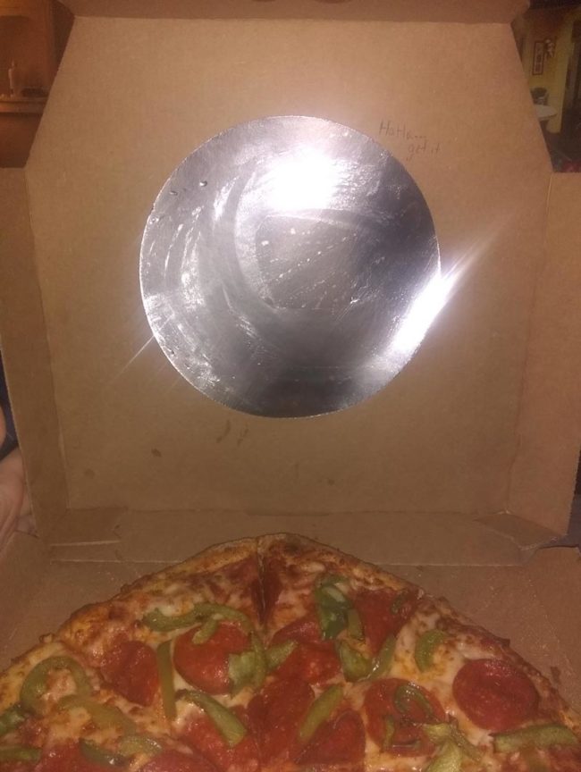 I asked Domino's to put a joke on the box..