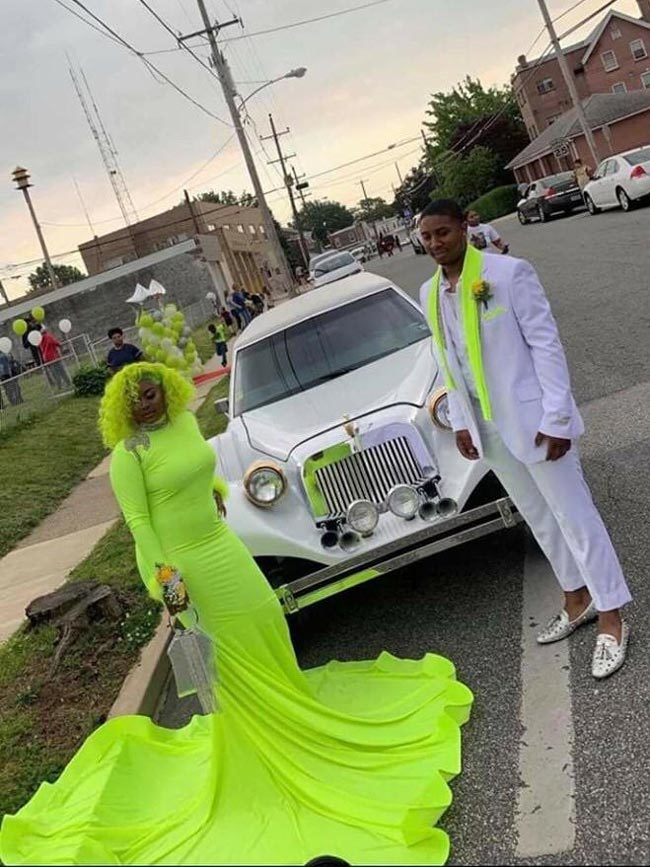 My friends little sister went to prom as a highlighter