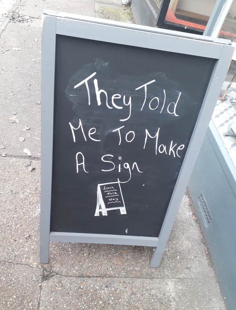 This bakery sign