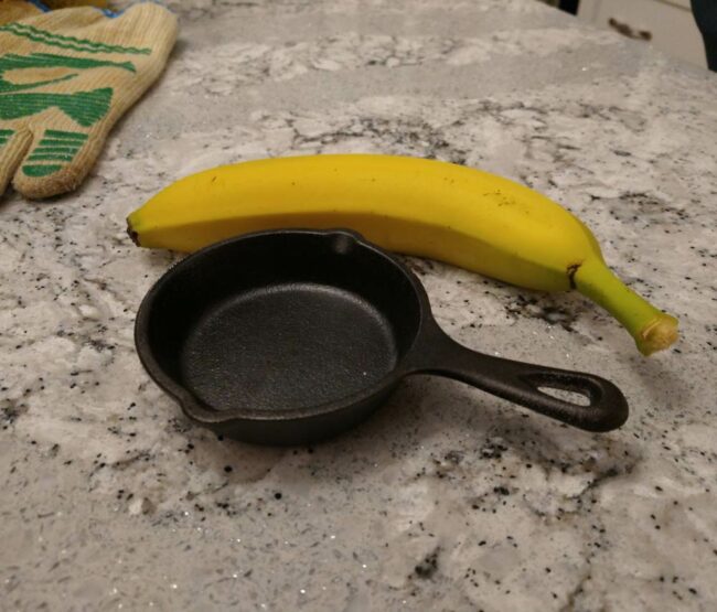 Mom bought a frying pan on Amazon. I wasn't disappointed