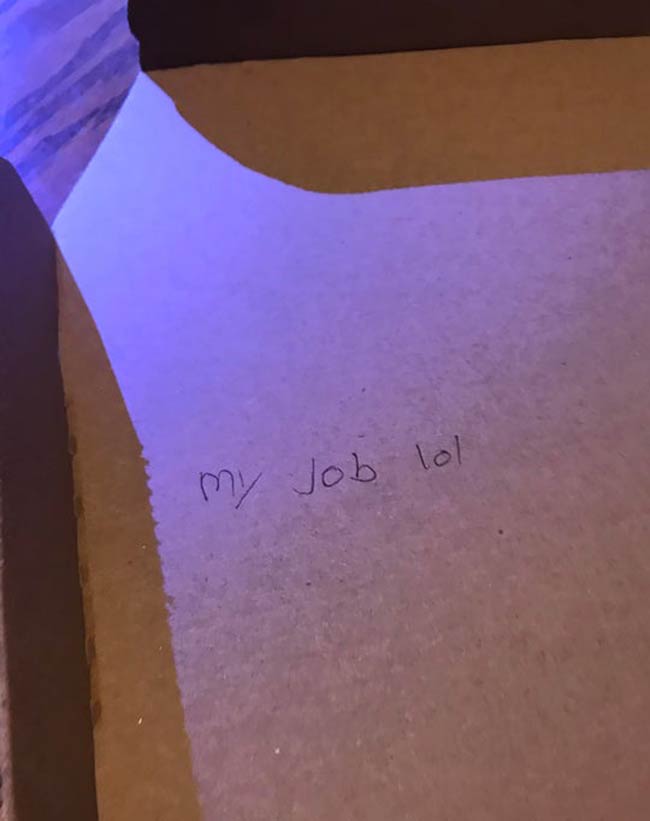 I asked the Domino's guy to write a funny joke in the pizza box on the special description and got this