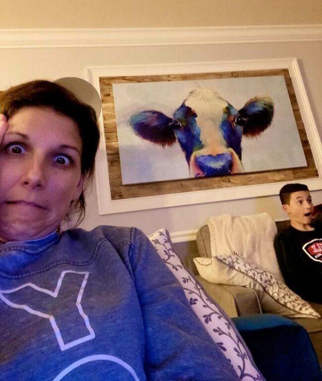 Mum posted this picture of her 14yo son's face while watching J.Lo at the super bowl