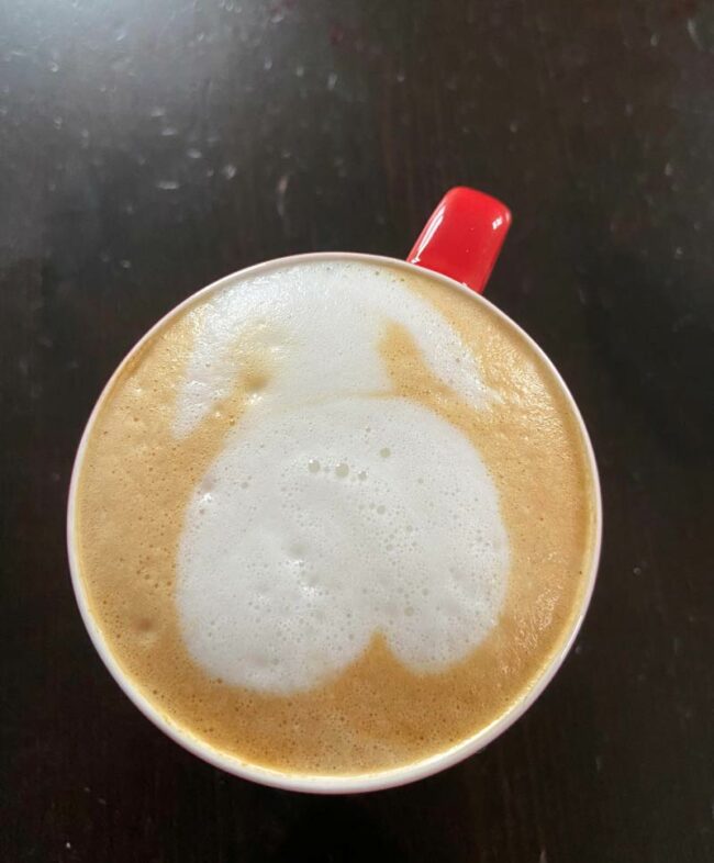 My coffee’s foam is thicc