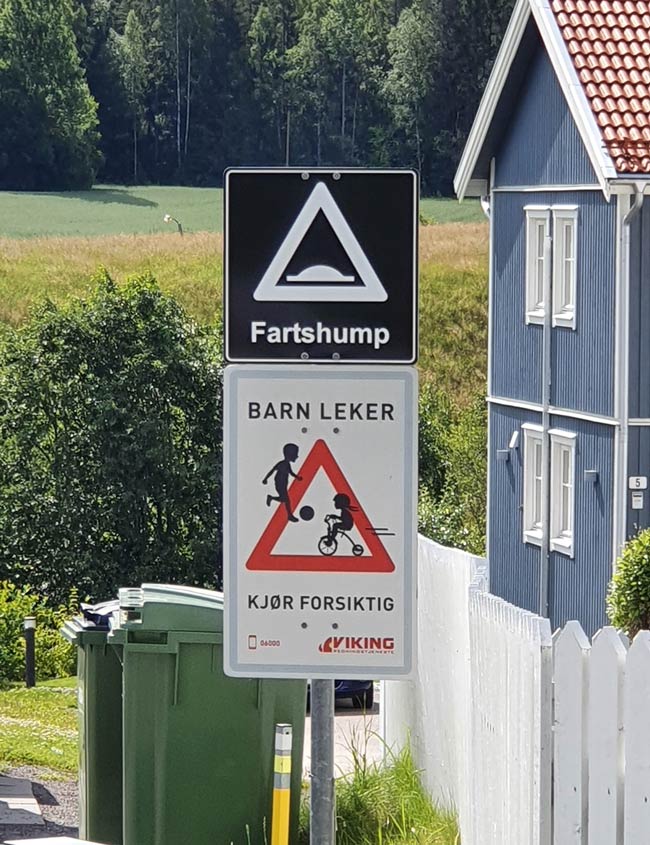 This speed bump sign in Norway