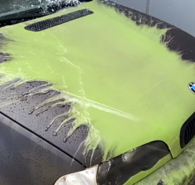 Heat Sensitive Paint Job on BMW M3 Looks Amazing