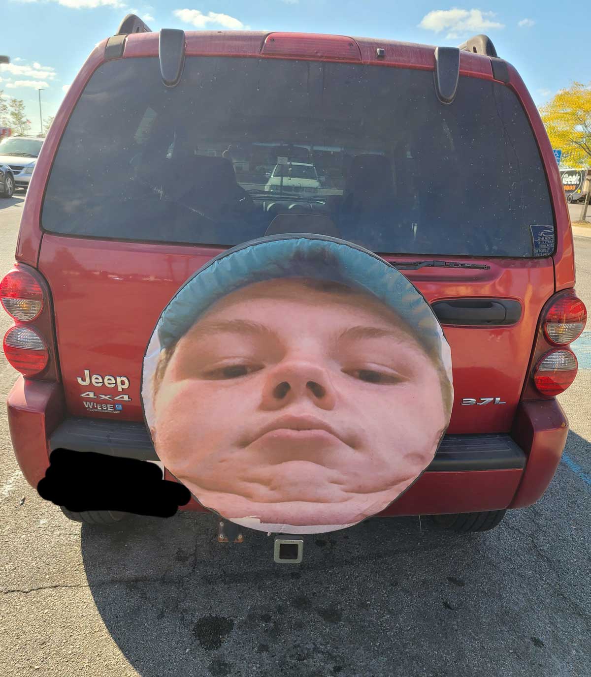 This guy's tire cover