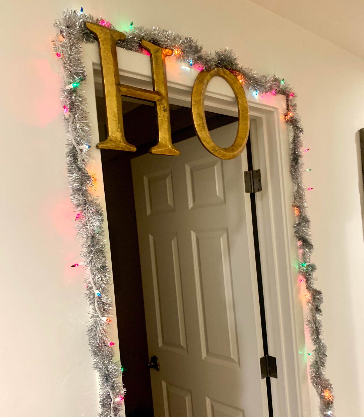 Decided to decorate my sister’s room before she comes home for the holidays. I hope she likes it!