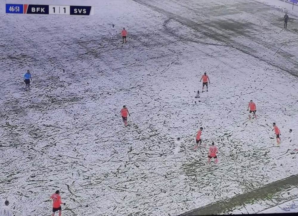 Two teams in Turkey played through the snow today. One team wore white..