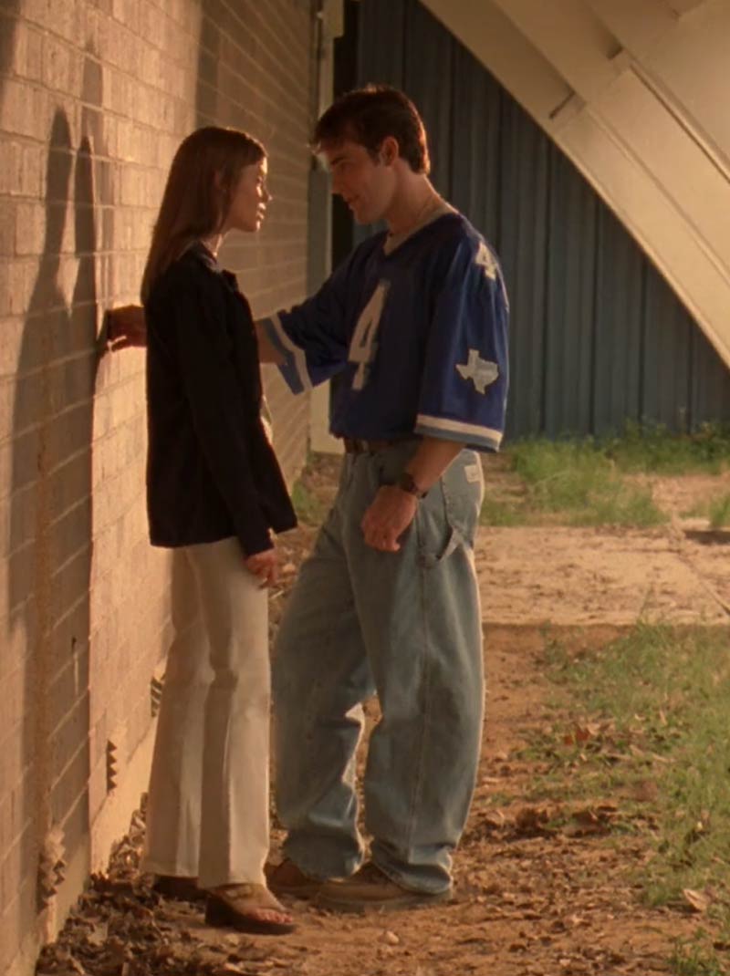 Re-watching Varsity Blues... What are those jeans?