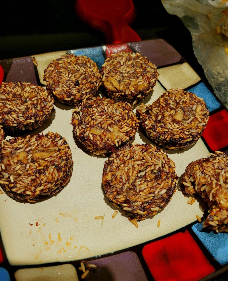 My girlfriend made muffins, except she misread an ingredient and added brown rice instead of brown rice *flour*