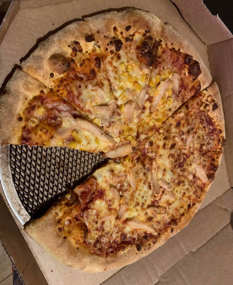 Ordered Dominos with BBQ base not metal