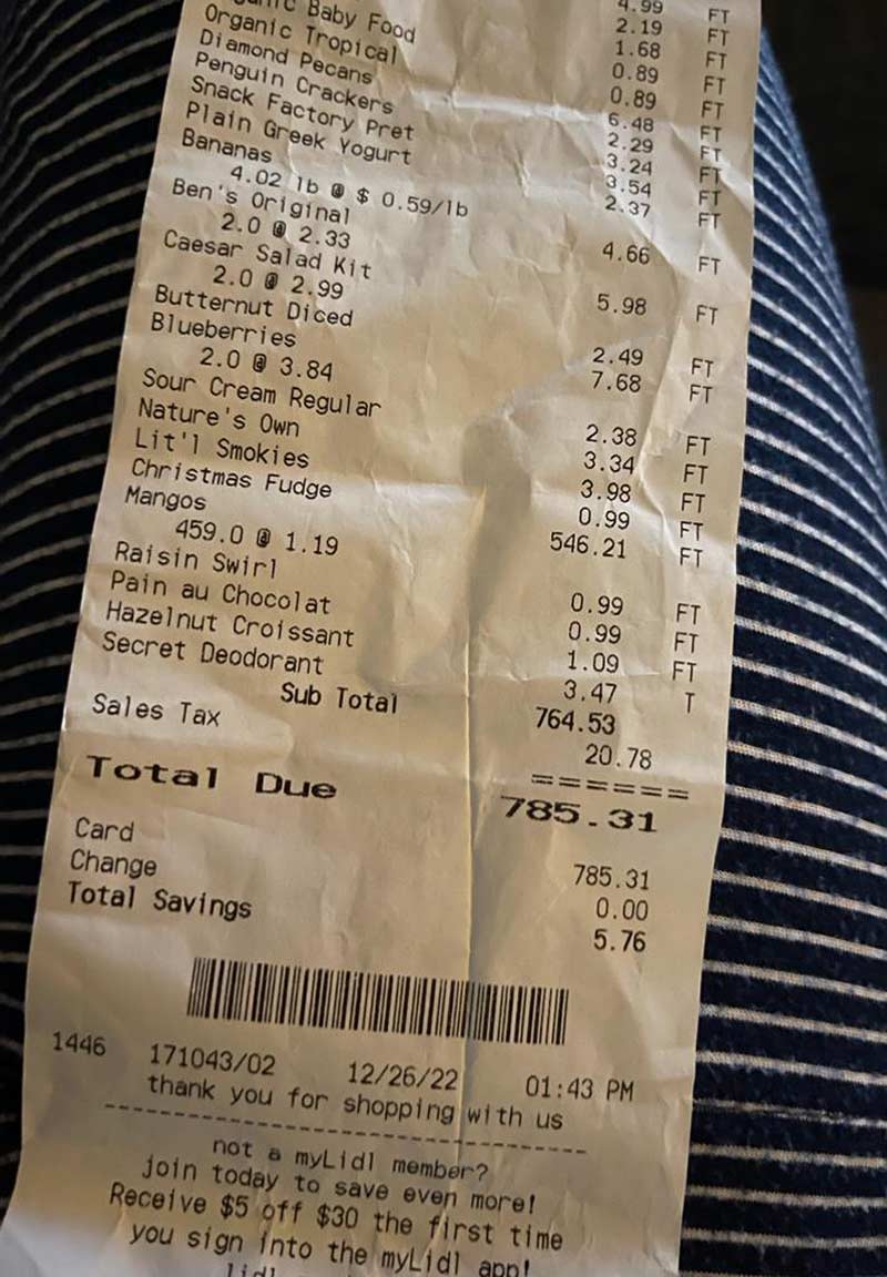 My cashier accidentally charged me for 459 mangos