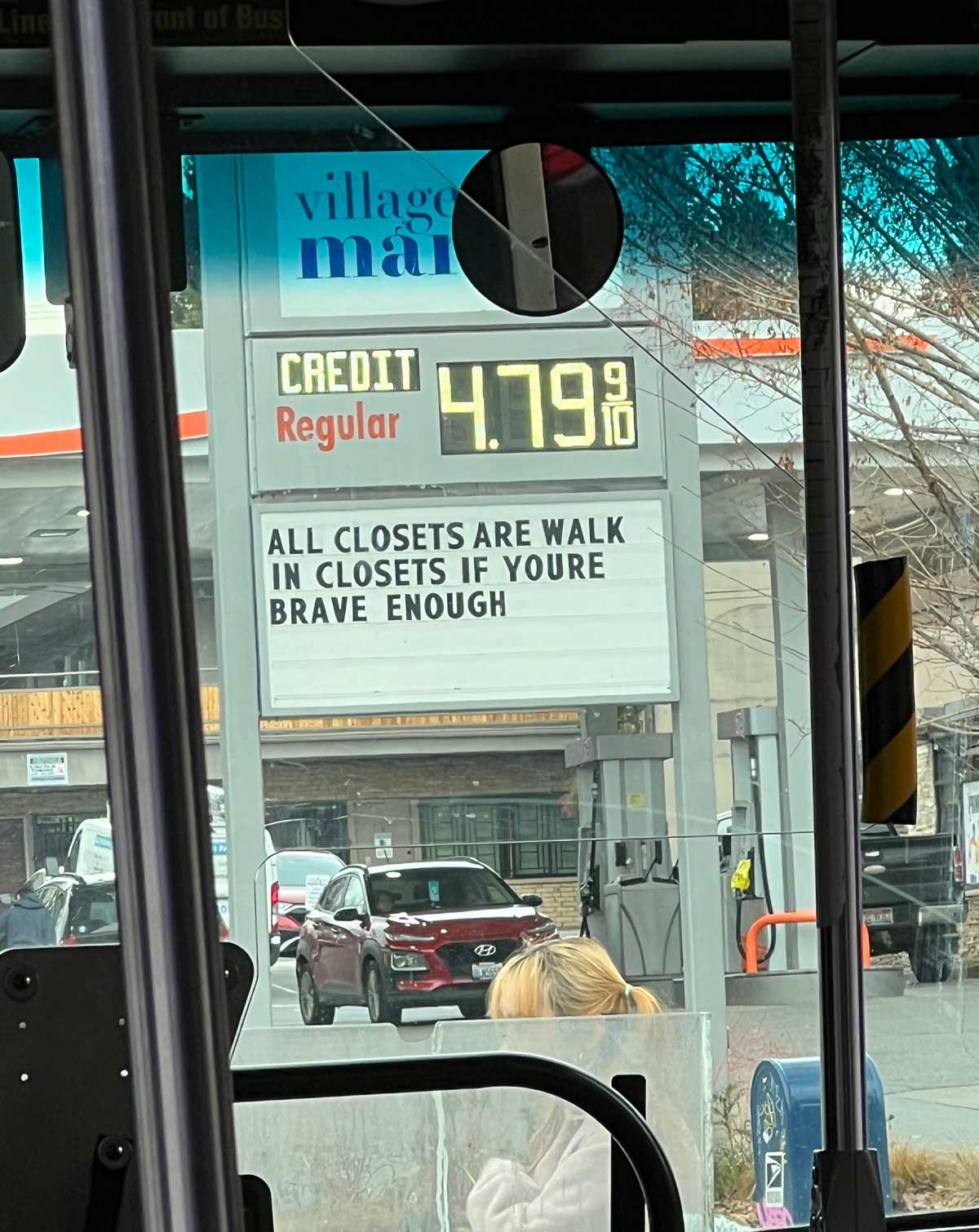 This sign I saw from the bus
