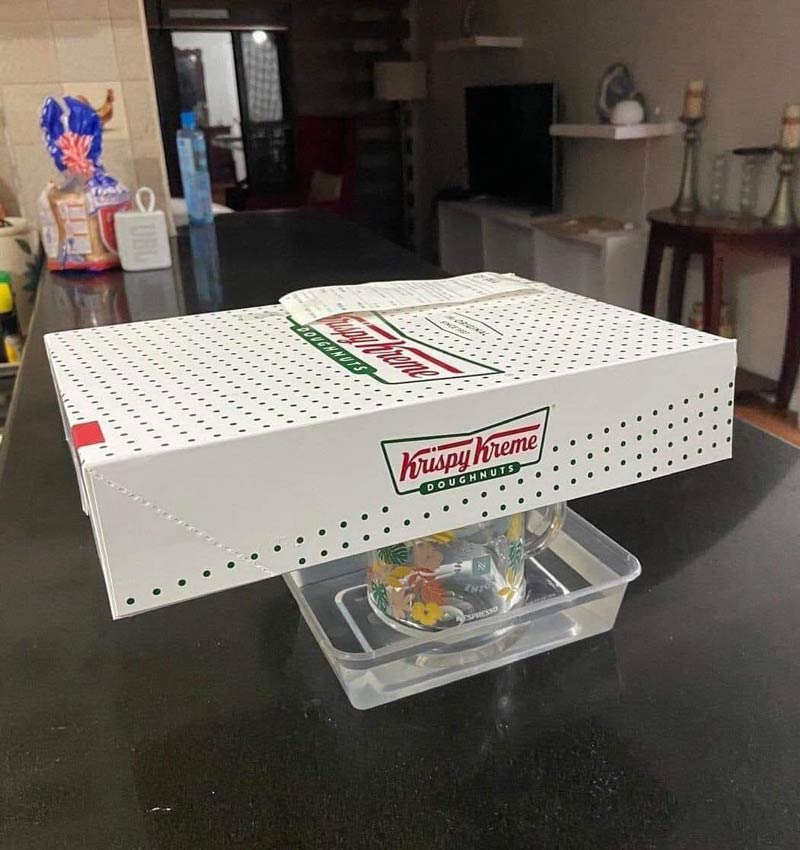 Solution to keep ants away from doughnuts