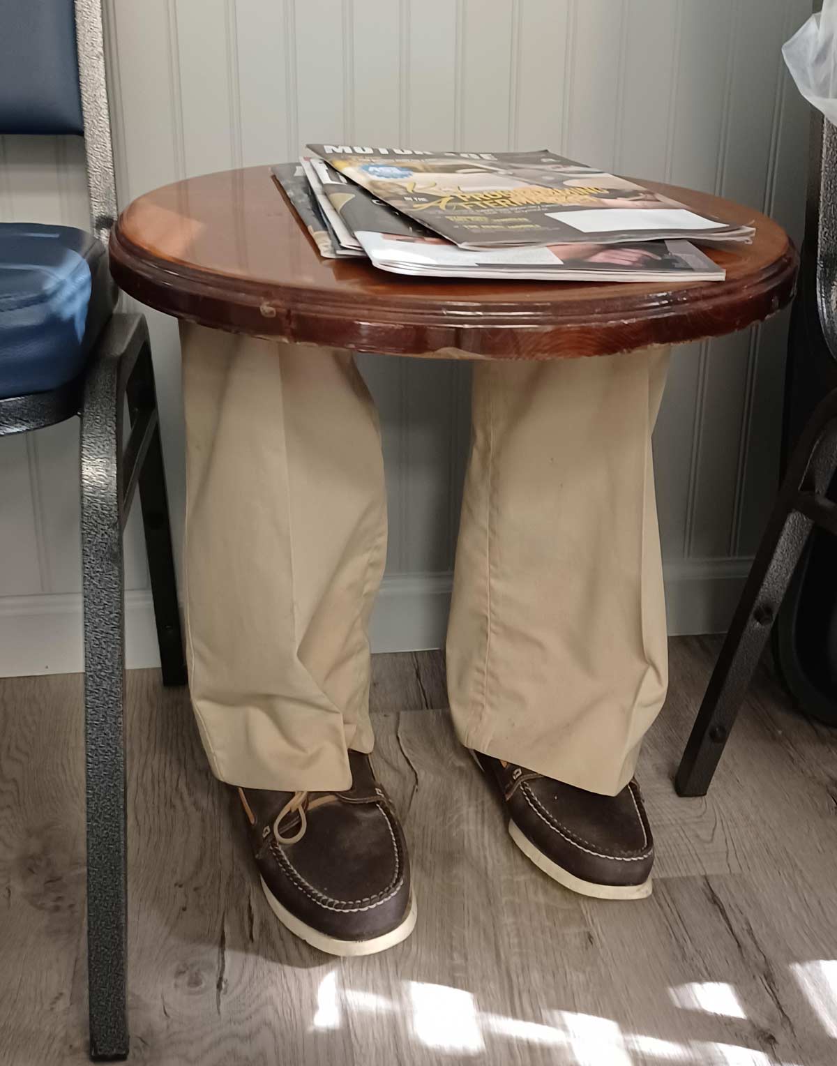 Coffee table with fully clothed legs