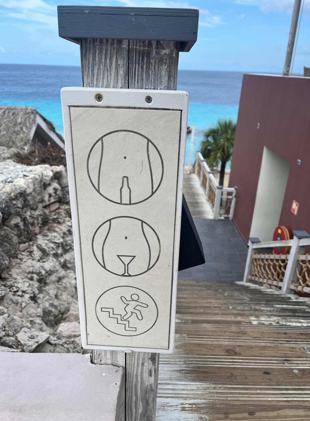 Bathroom sign at a hotel in Curaçao