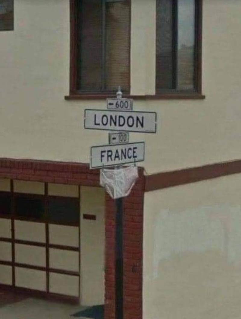 I see London, I see France...