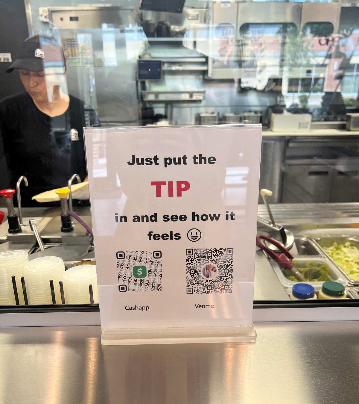 This tip prompt at a Taco Bell