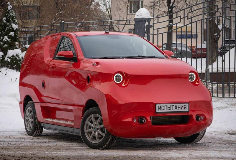 A prototype of the Amber electric car was presented in Russia