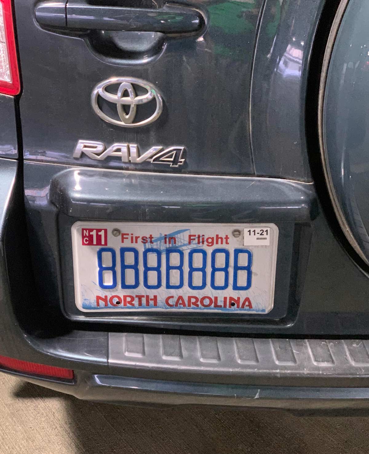 This license plate is all B's and 8's