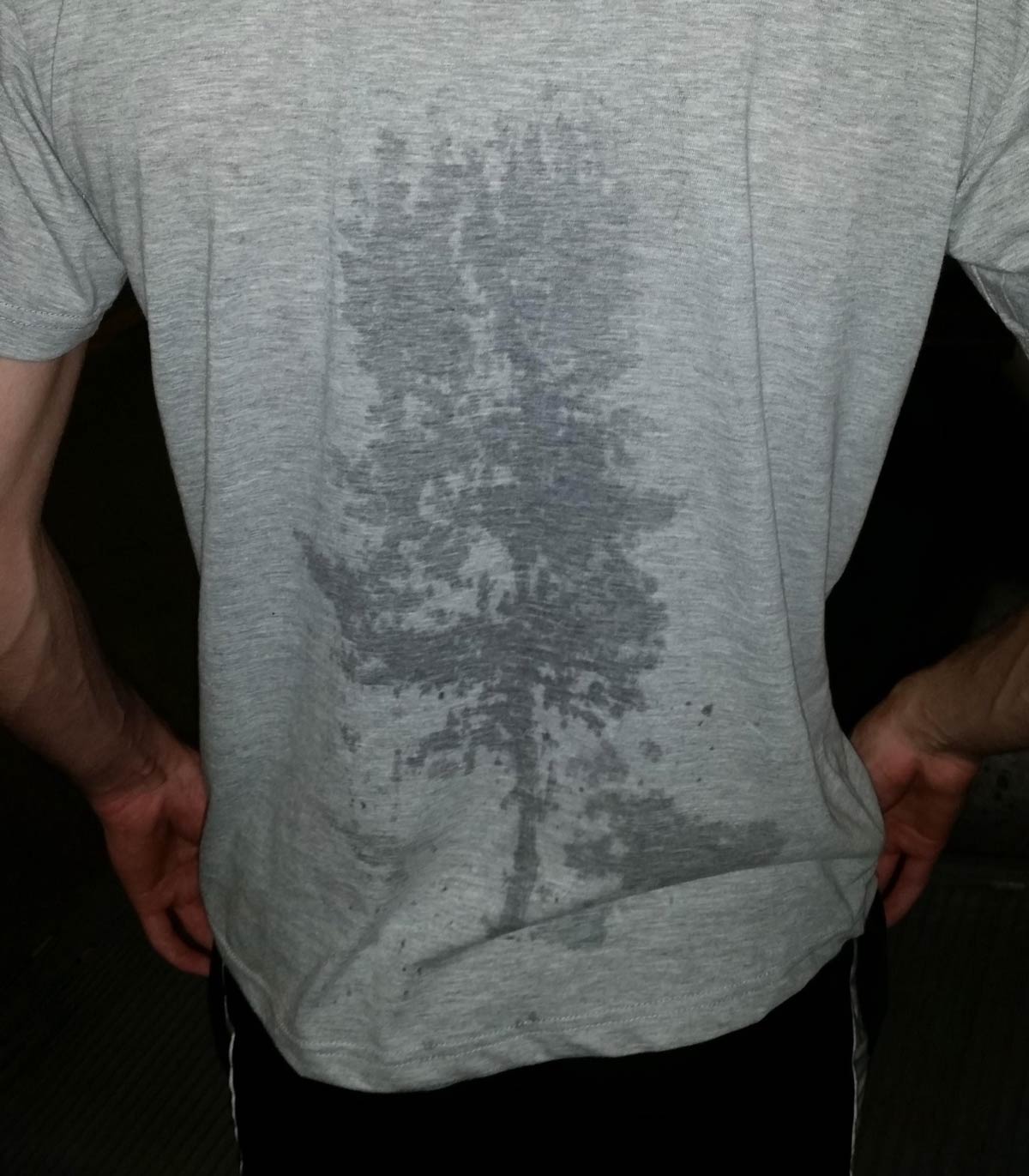 My friend's back sweat looks like a tree
