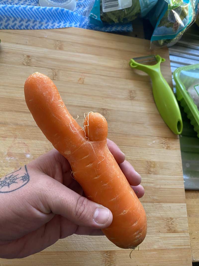 This carrot looks suss