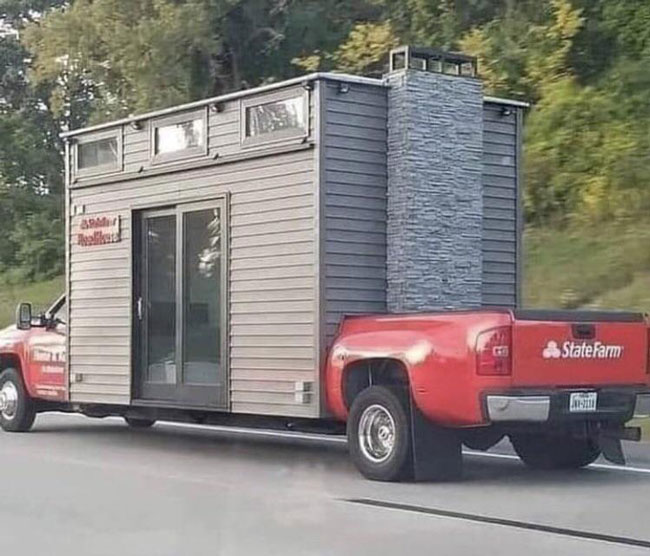 I guess the State Farm employee wanted a mobile office