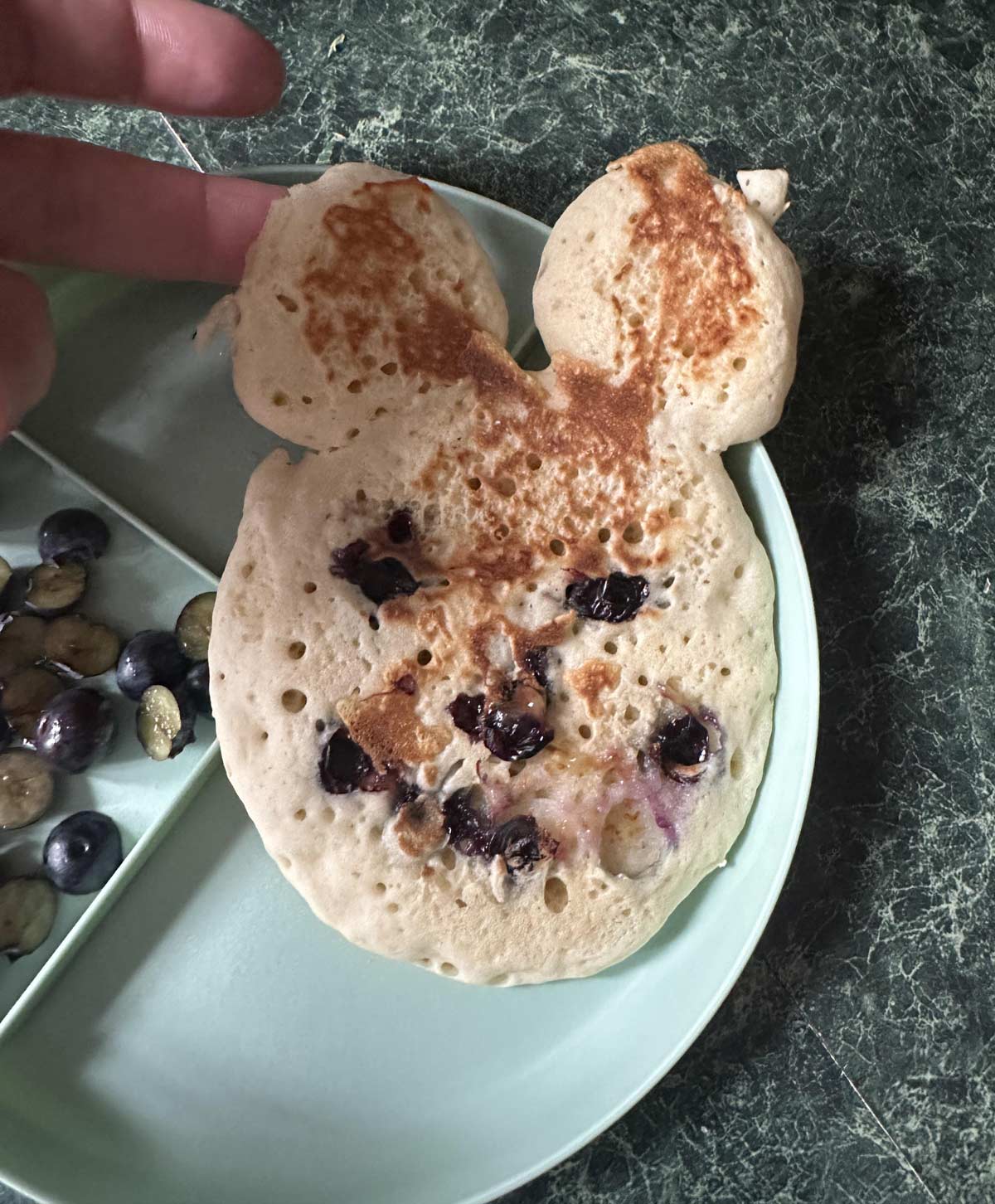 Tried to make my daughter a Mickey Mouse pancake, instead I created nightmare fuel