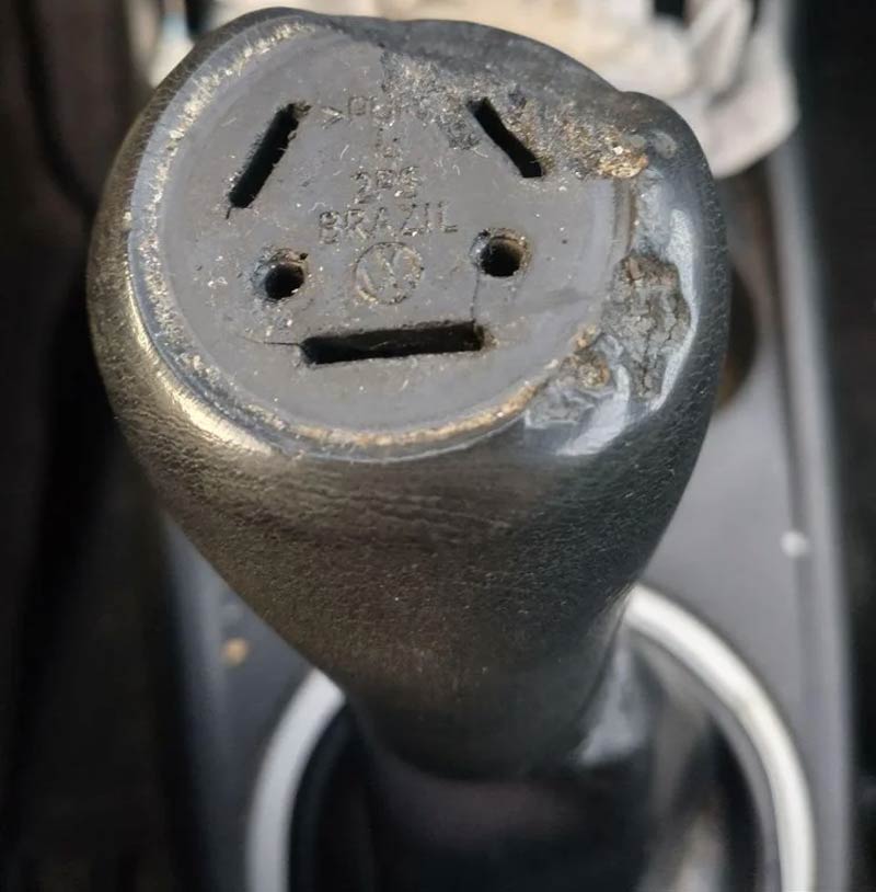 The gearshift on my car looks a bit sad. Maybe because its cover is missing